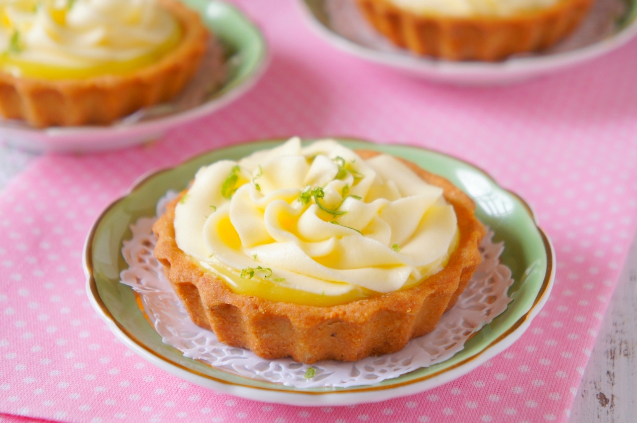 receita fácil de tortinha de limão com merengue