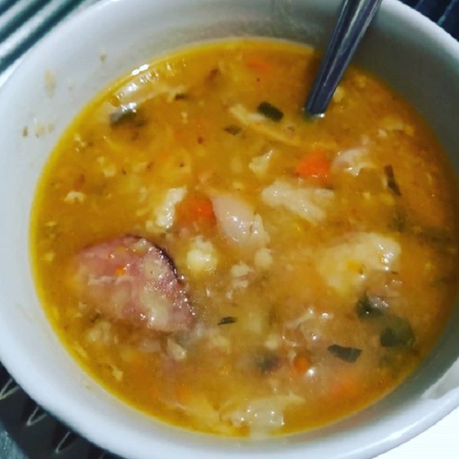 caldo de mocoto cremoso com mandioca