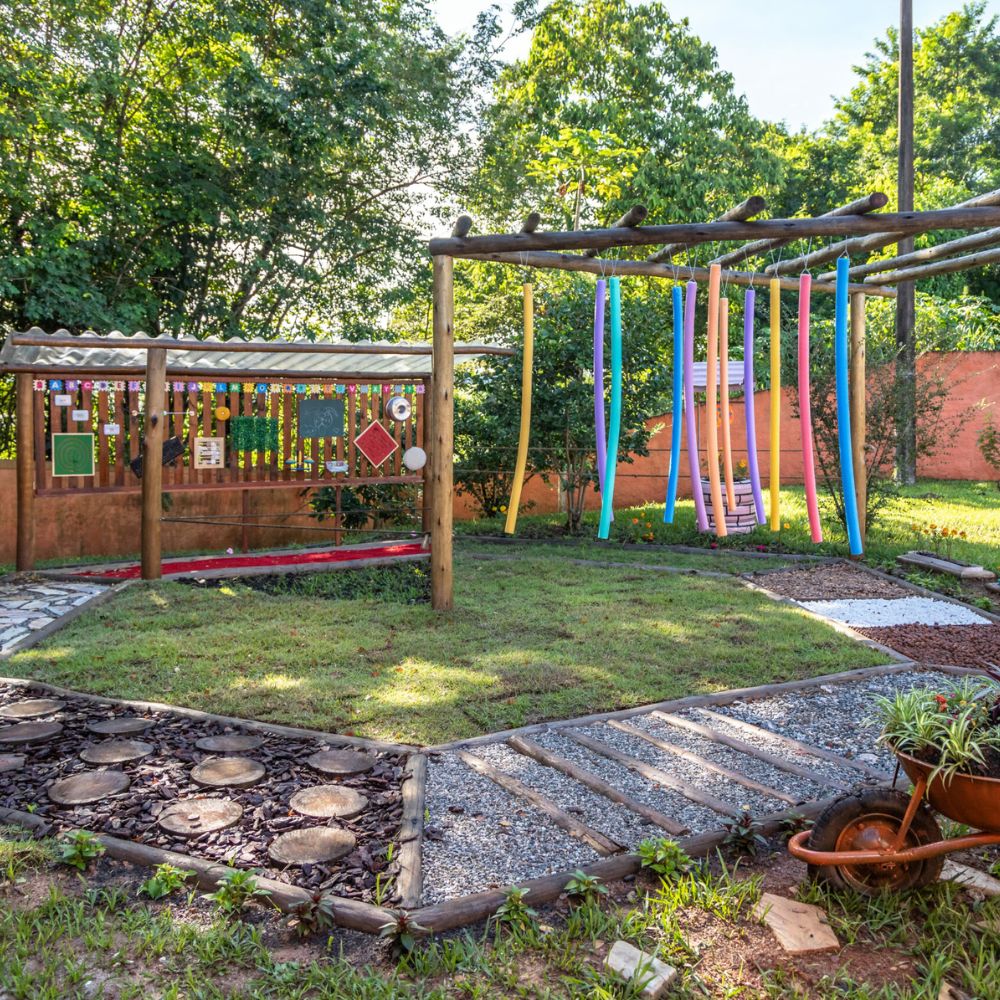 como fazer um jardim sensorial