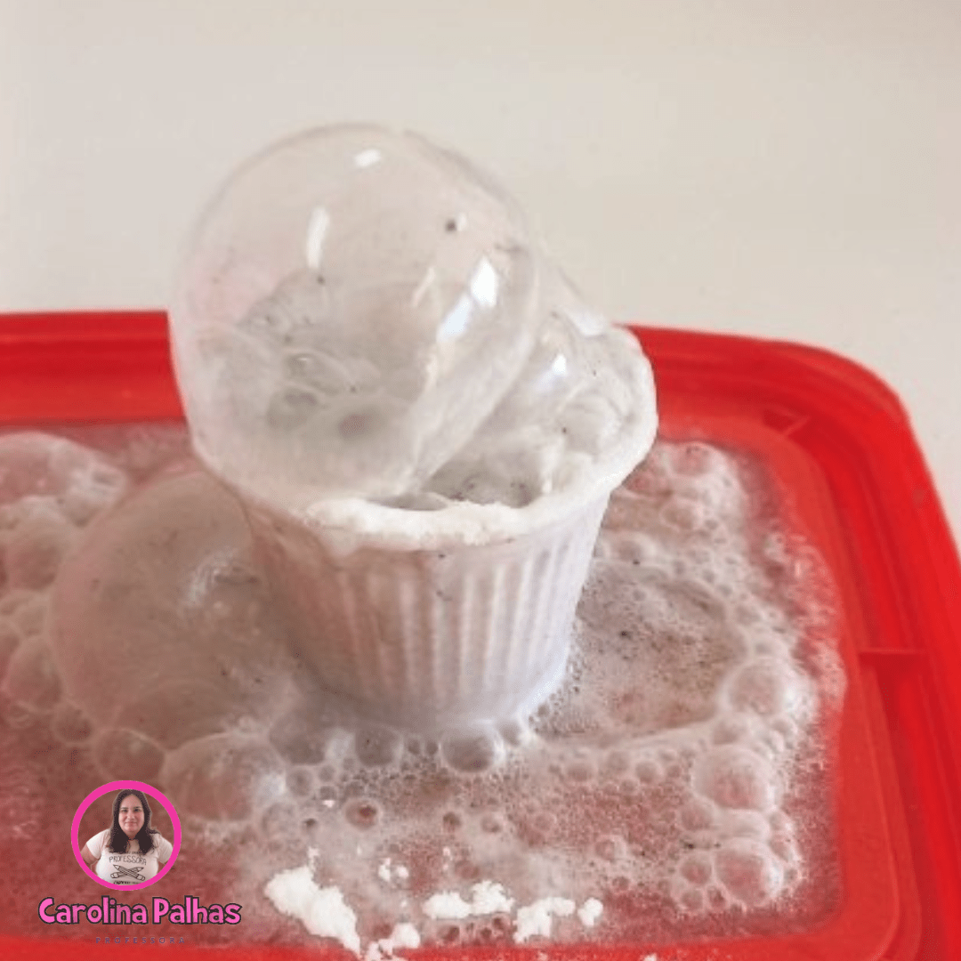 A Ciência por Trás das Erupções Vulcânicas Reais