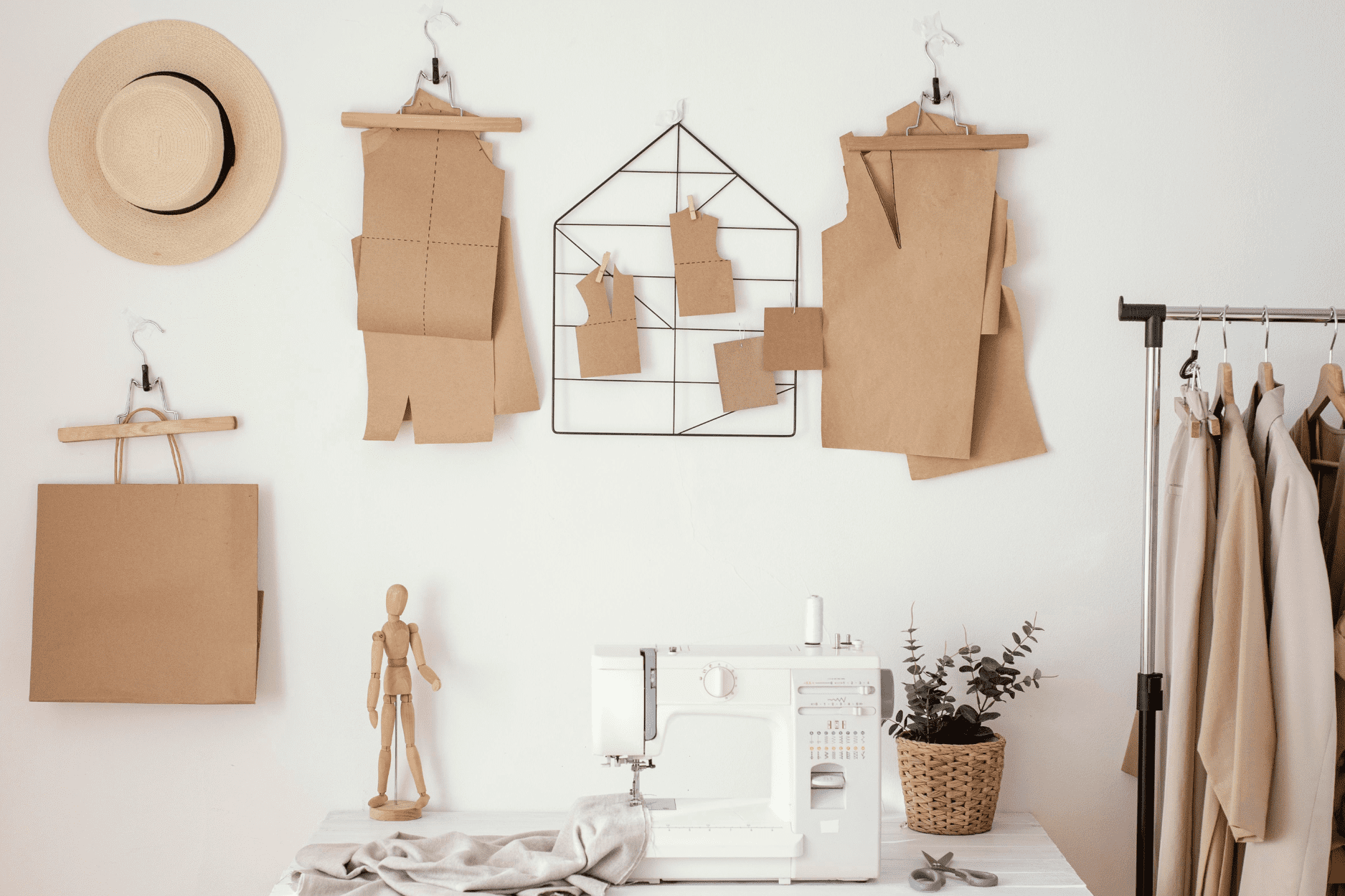 armazenamento vertical de moldes de costura