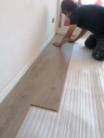 como instalar piso laminado