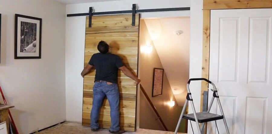 como instalar porta de correr sobreposta