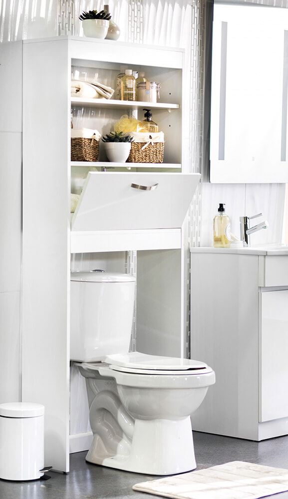 instalação de prateleira de vidro no banheiro com furos