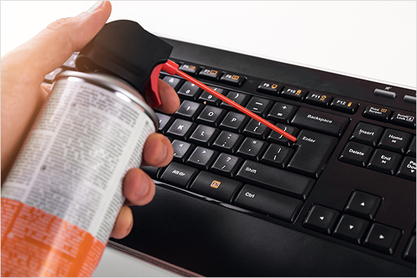 como limpar o teclado do computador