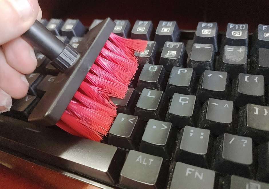 técnicas de limpeza para teclado gamer
