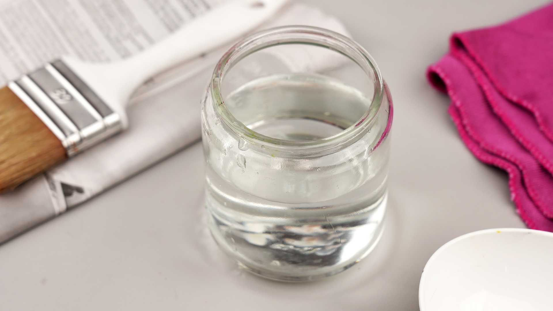 Limpeza Rápida de Pincéis: Soluções para Artistas em Movimento