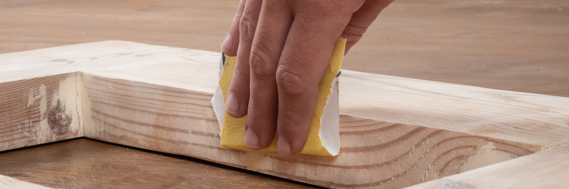 O Guia Definitivo para Lixar Madeira sem Deixar Marcas