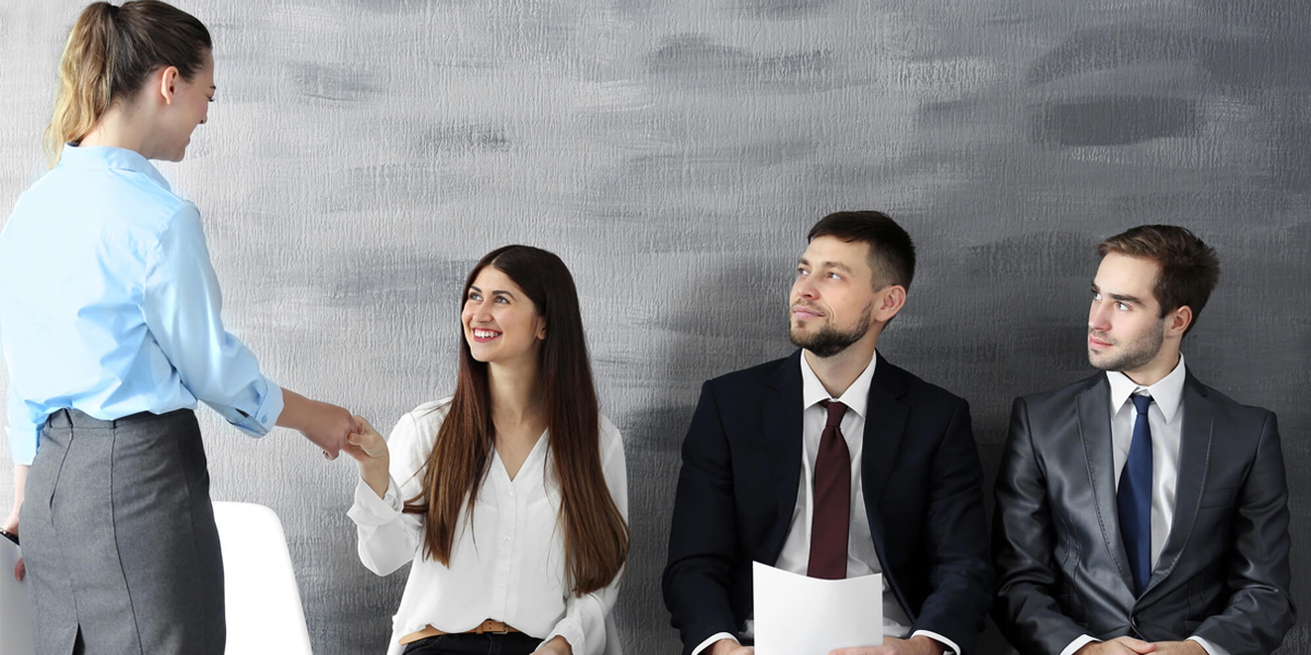 Como usar acessórios para transformar seu visual