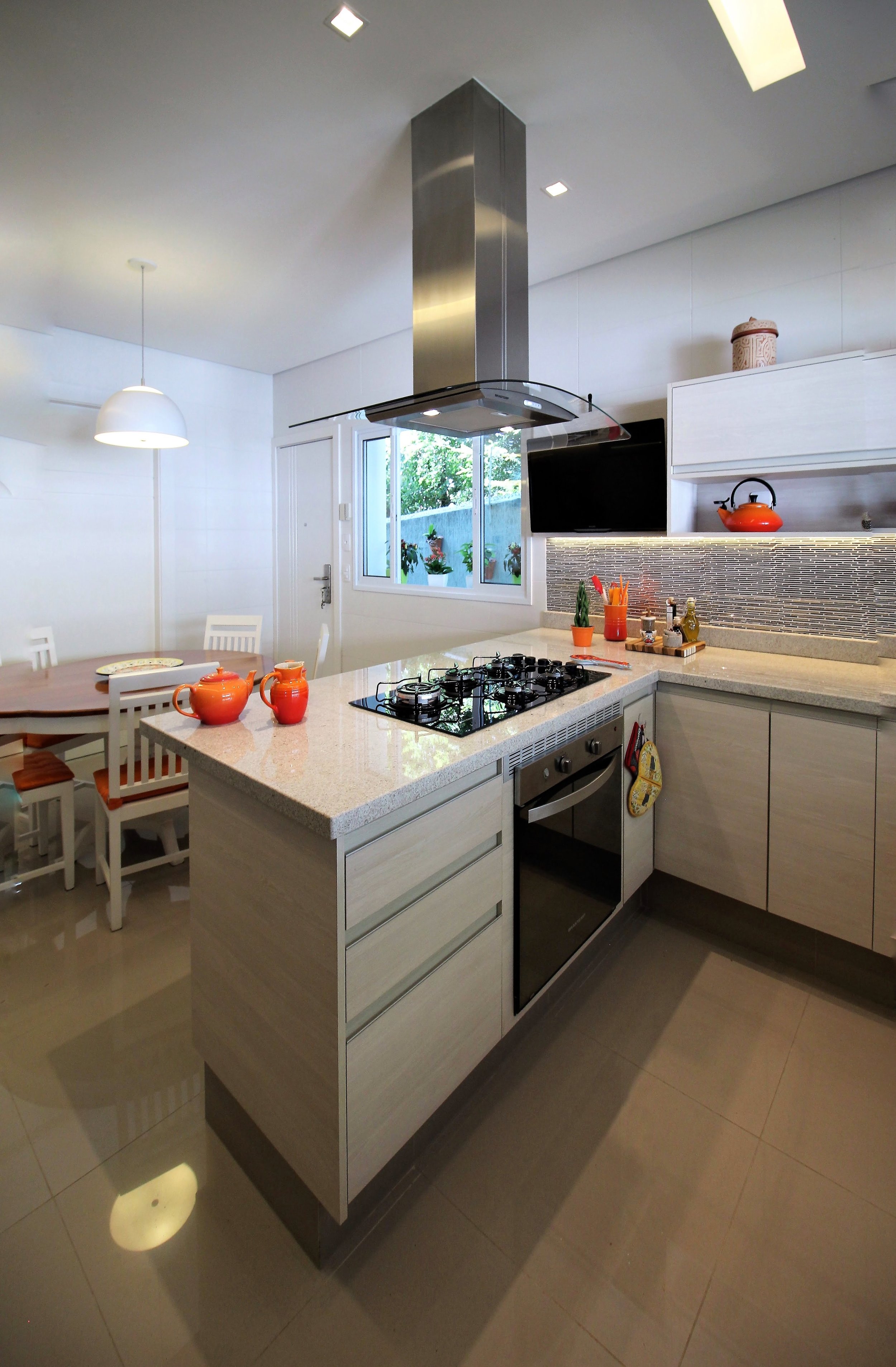 como melhorar a ventilação da cozinha sem coifa