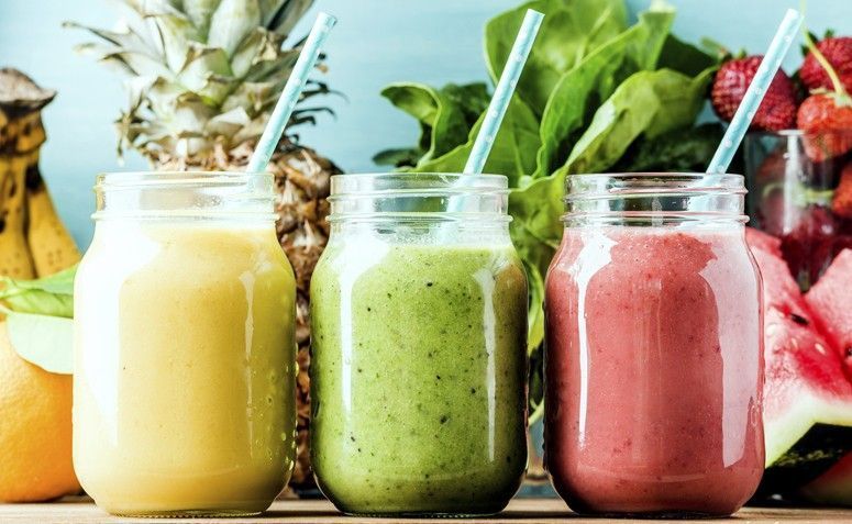 Sucos Detox vs. Dieta Equilibrada: Qual a Melhor Opção?