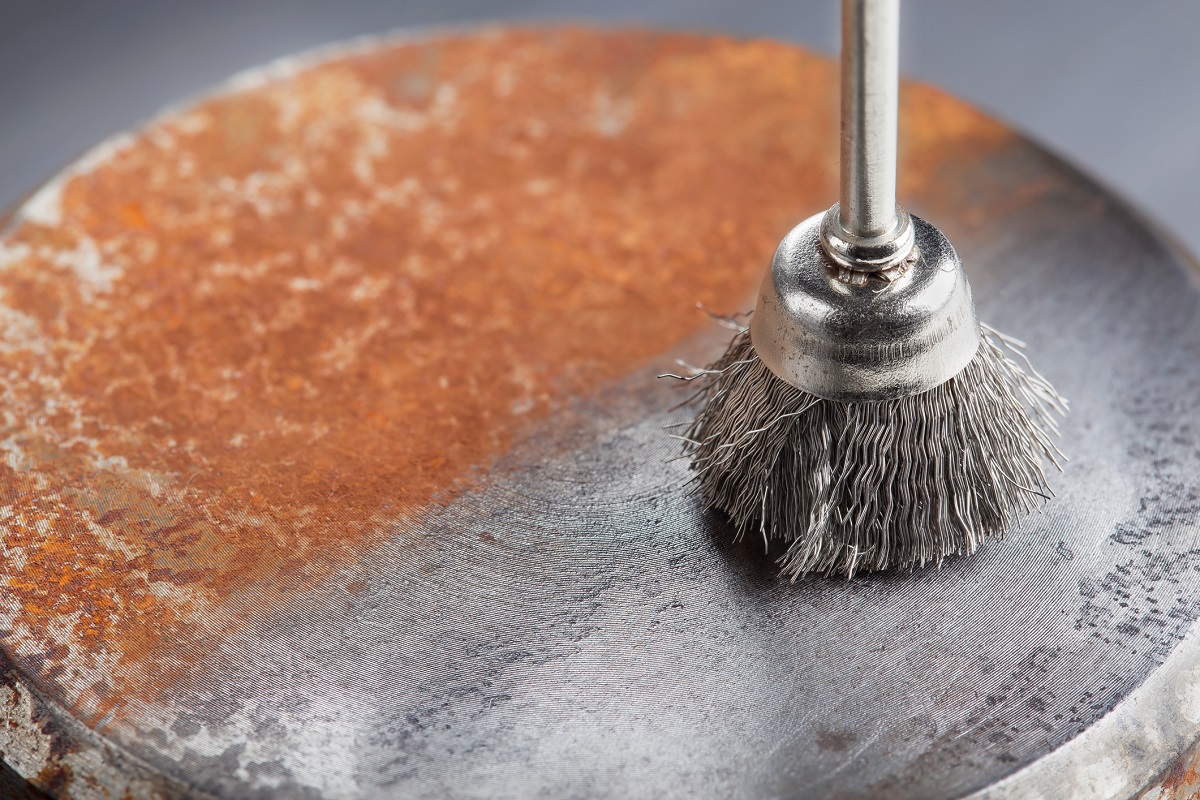 como tirar ferrugem de metal