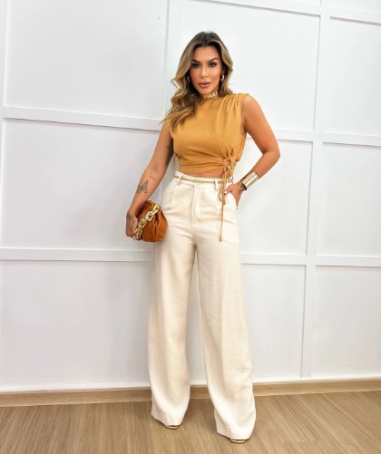 Guia completo de cores que combinam com bege na moda