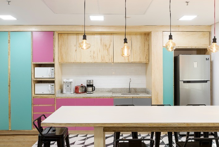 Compensado naval vs MDF hidrorrepelente: qual usar?