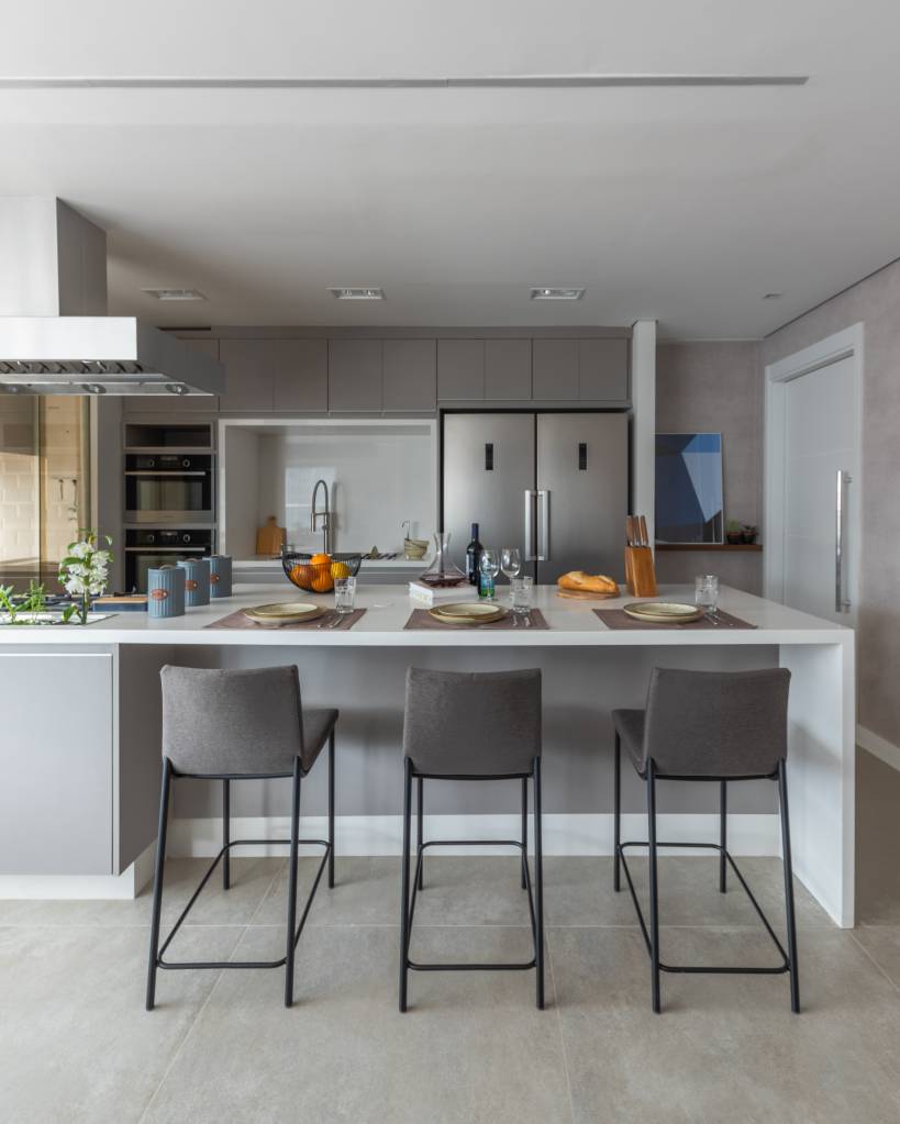 como usar cinza em casa e no guarda-roupa