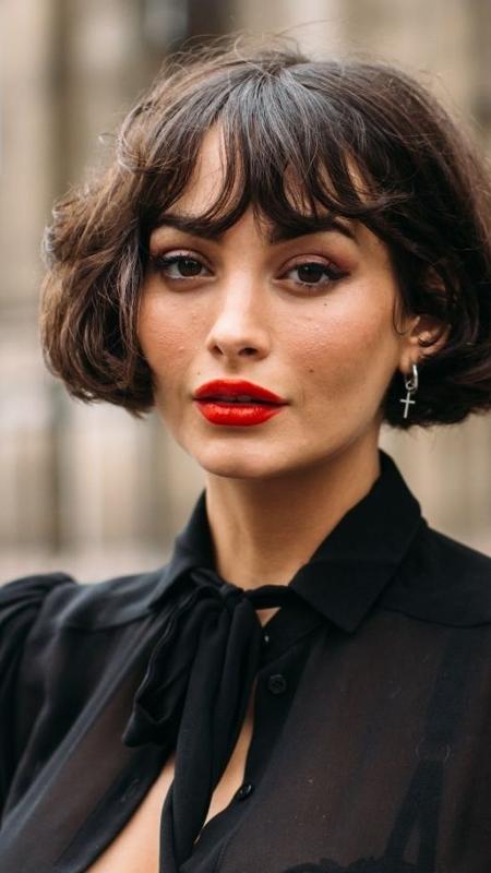 Corte Chanel de Bico: O Guia Completo para Rosto Redondo