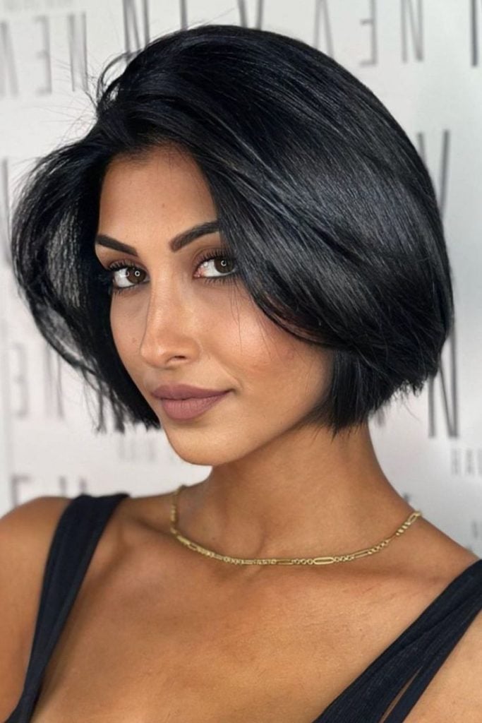 Cores de Cabelo que Realçam o Chanel Repicado em 2025