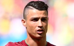 corte de cabelo jogador de futebol