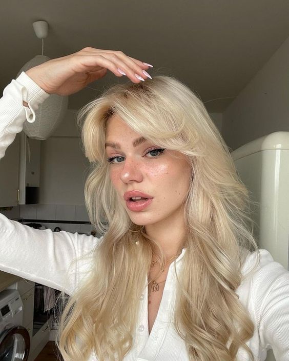 corte em u ou v para cabelo liso longo