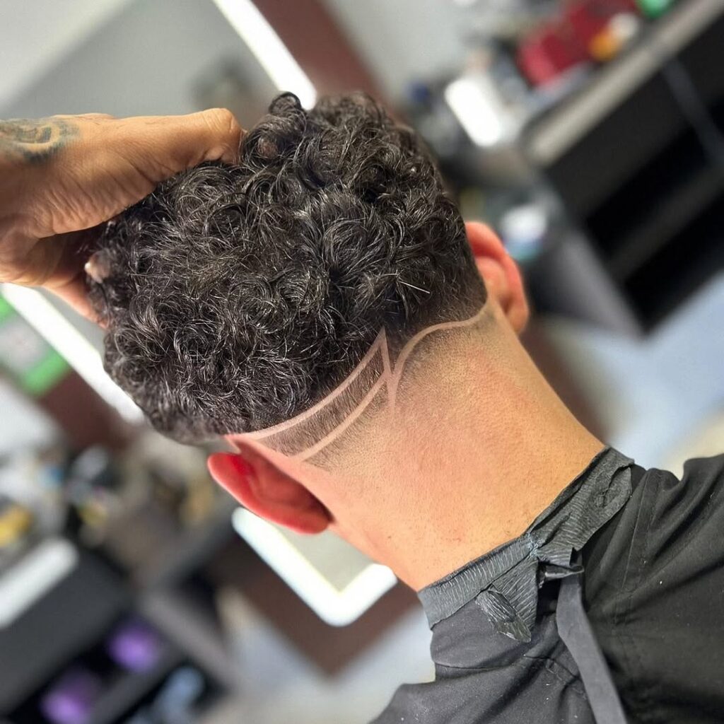 como fazer dois risquinhos perfeitos no cabelo