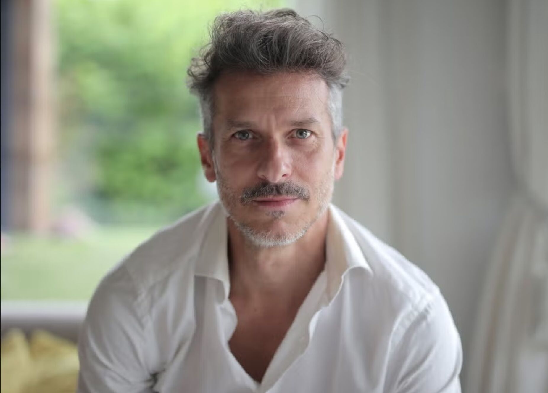 corte fade ou undercut qual o melhor para grisalhos