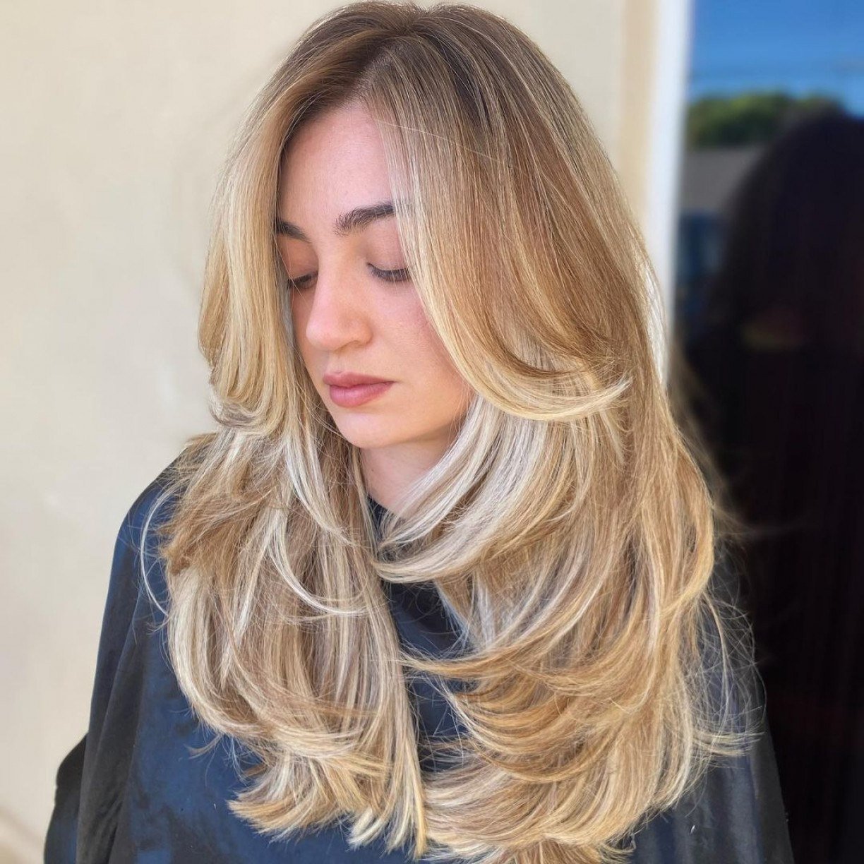 melhores cortes de cabelo longo para rejuvenescer