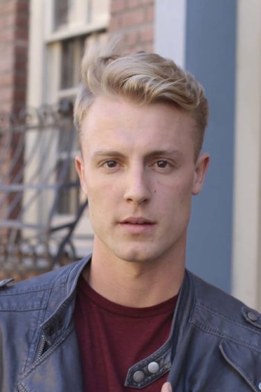 erros comuns ao cortar cabelo masculino fino e liso