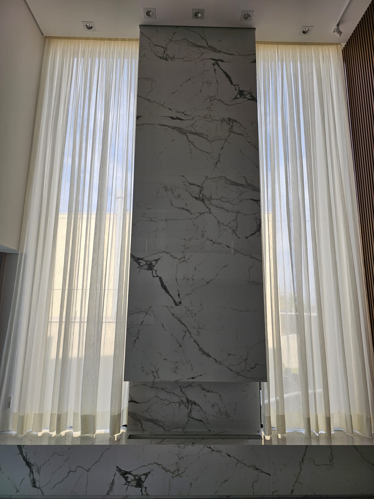 cortina para pe direito duplo