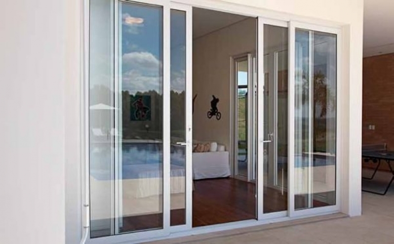 tipos de cortinas para sala com porta de vidro