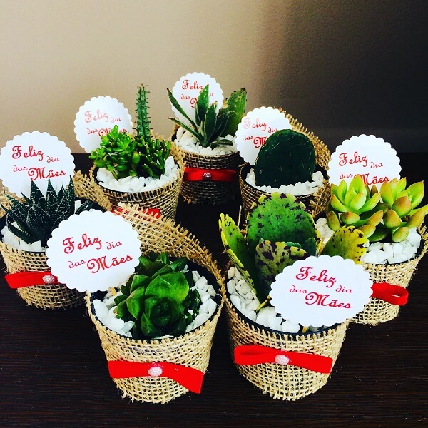 Tendências de Costura Criativa para 2025: O Que Fazer para o Dia das Mães