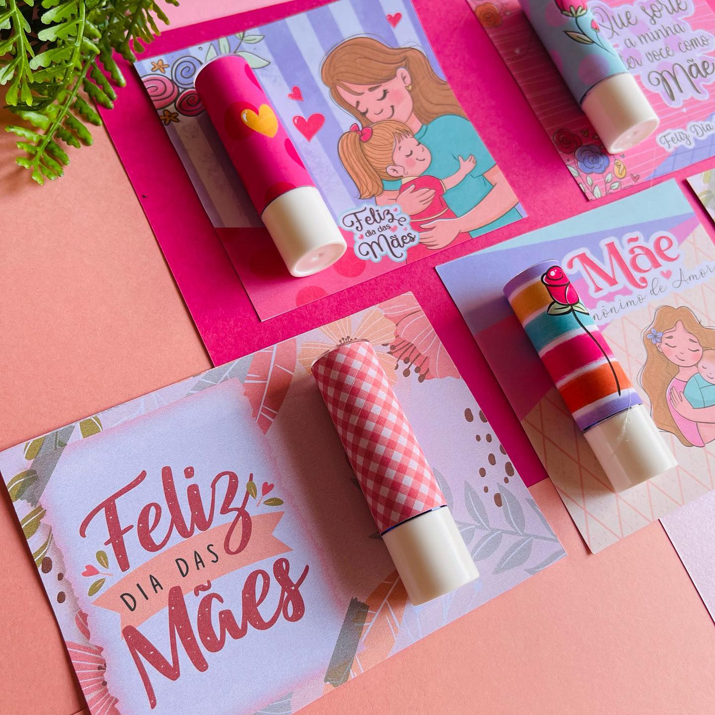 Cestinhas e Almofadas Personalizadas: Ideias para Presentear no Dia das Mães