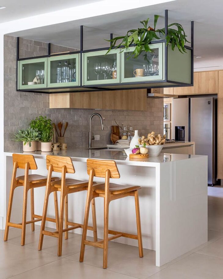 Bancadas de cozinha com cooktop: vantagens e desvantagens