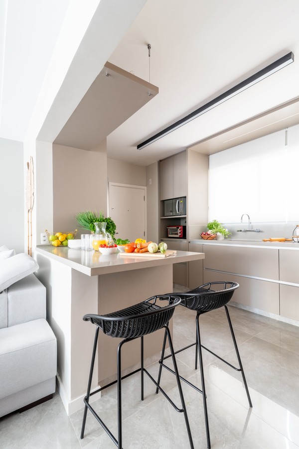 cozinha americana com balcão para apartamento pequeno