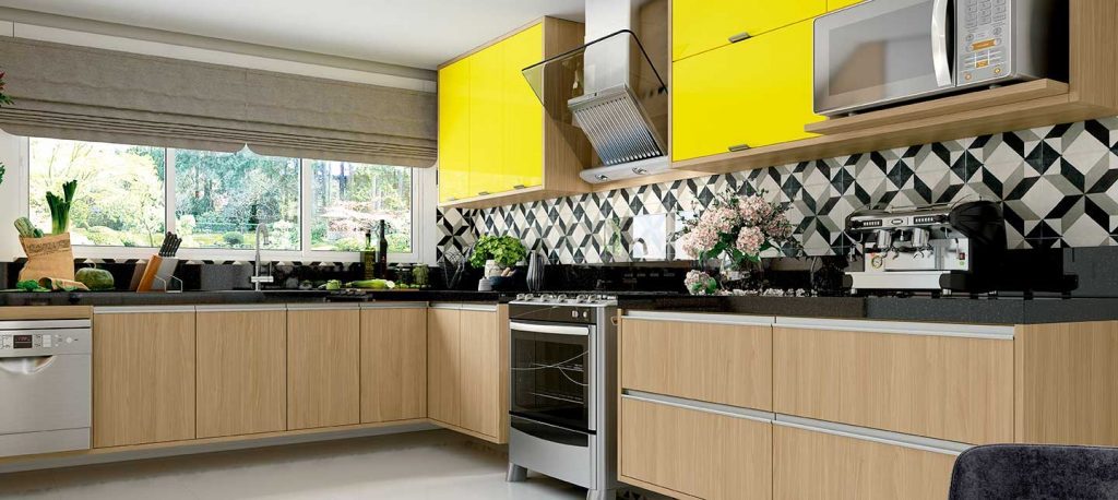 marcenaria para cozinha com pé direito alto