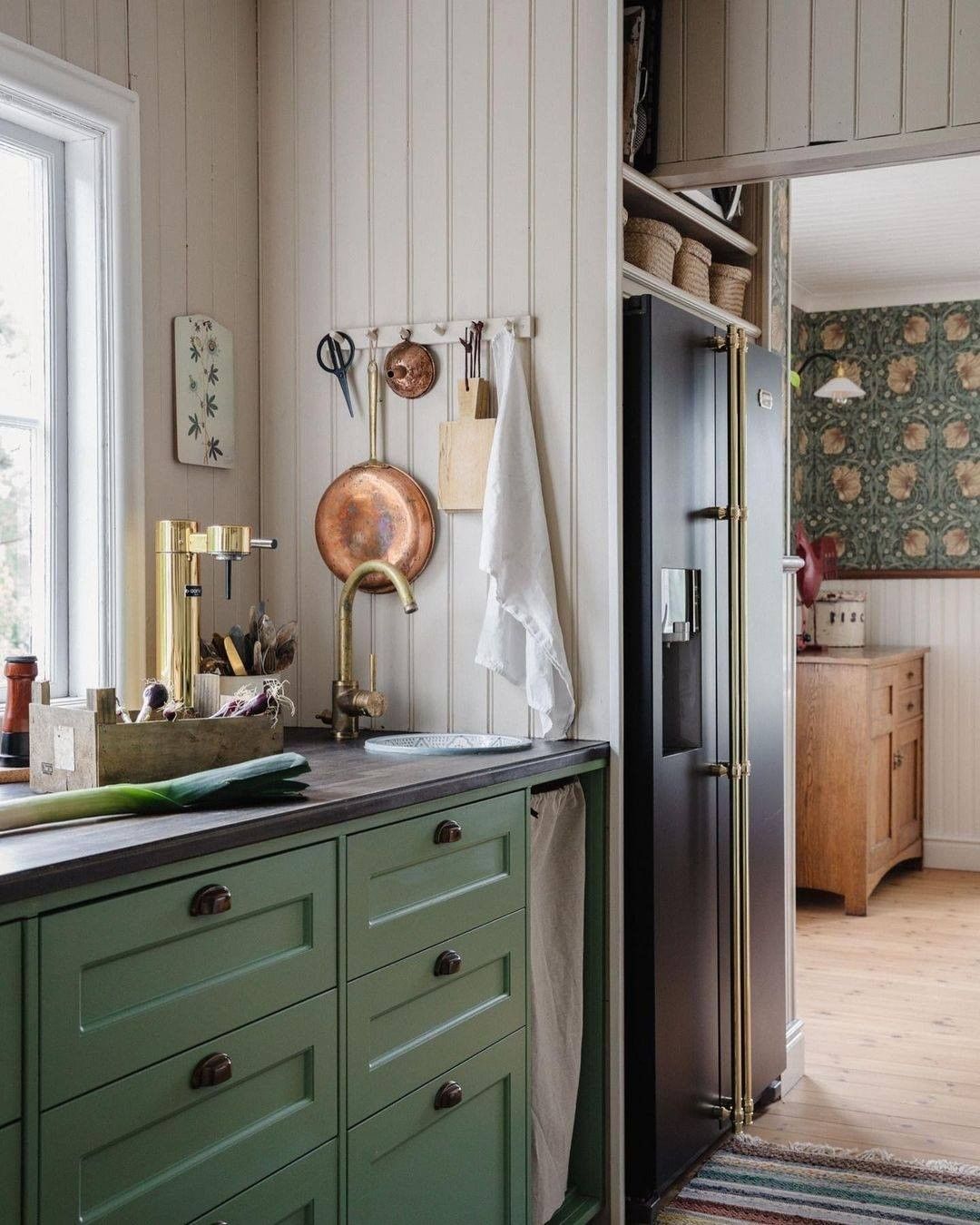 Transformando discos de vinil em relógios de parede para cozinha musical