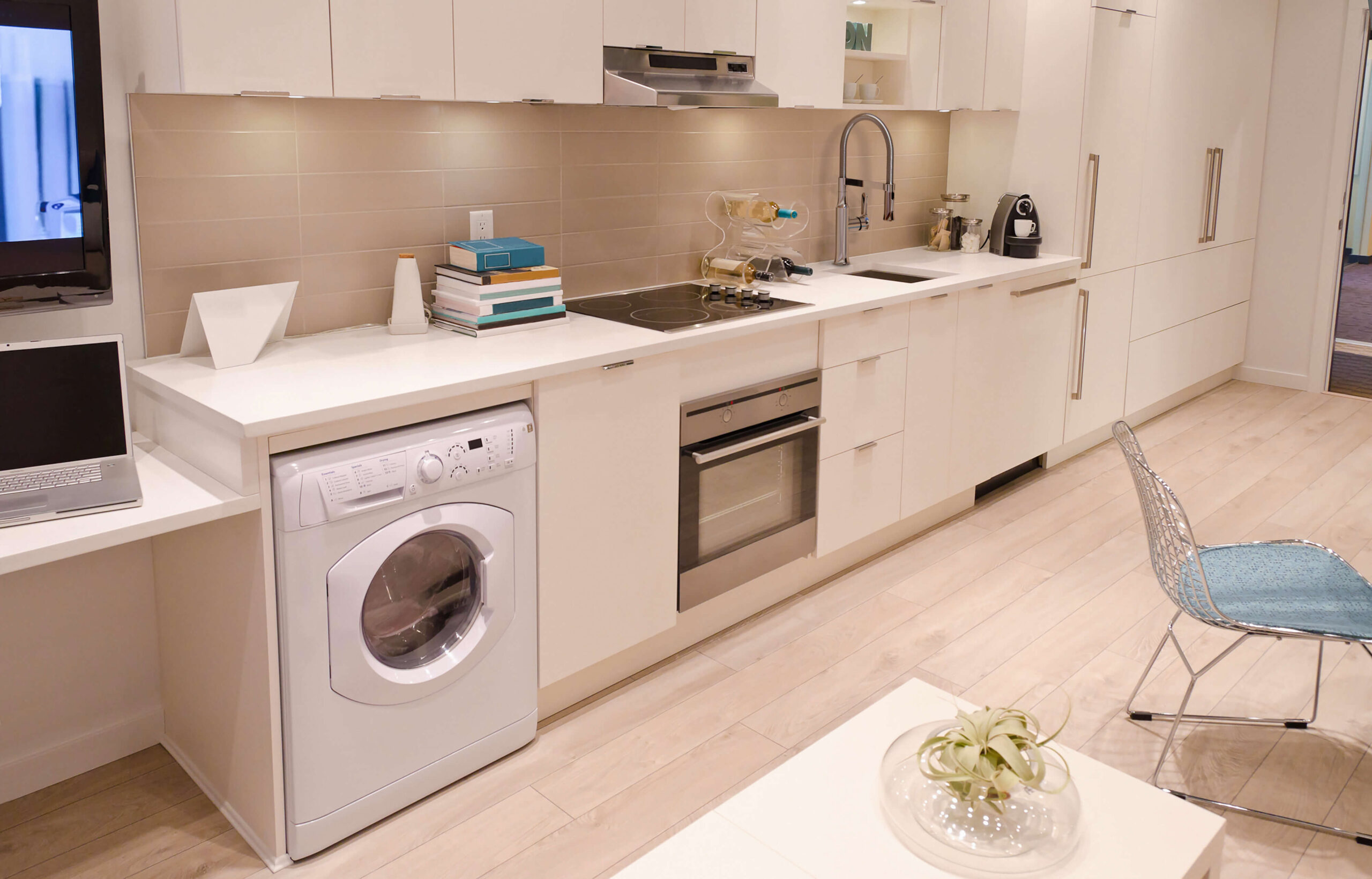 soluções para cozinha com área de serviço pequena