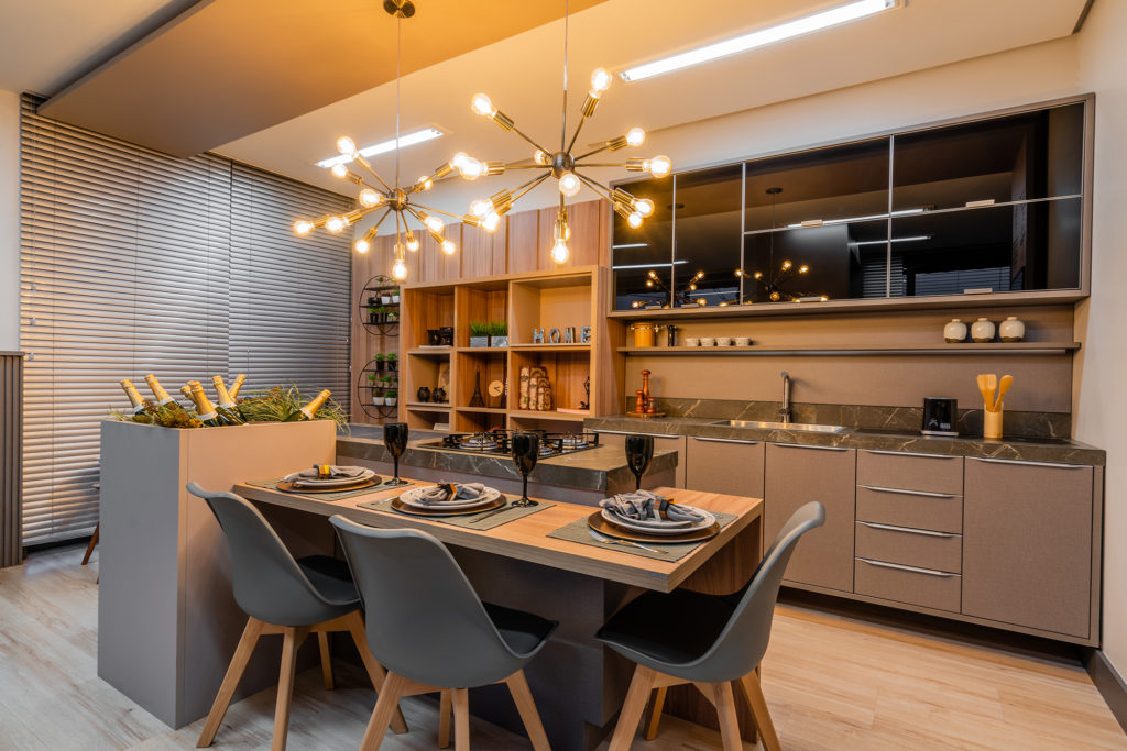 mesa integrada em cozinha moderna
