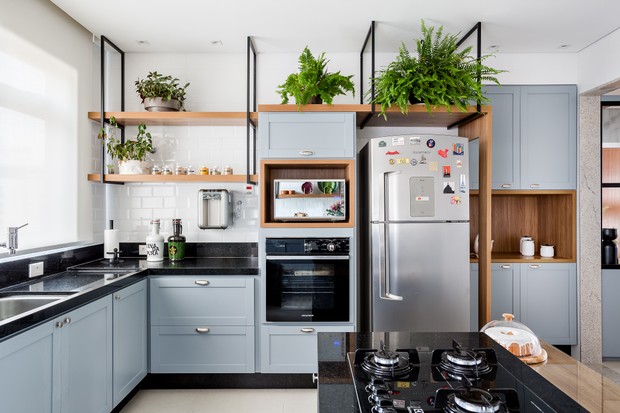 Guia Completo de Organização de Prateleiras de Cozinha