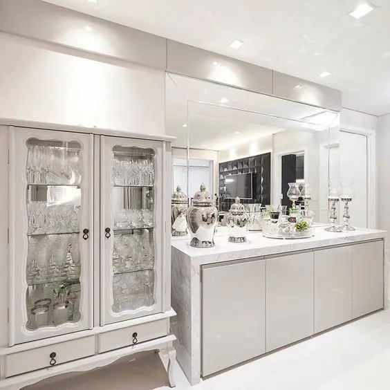 cristaleira suspensa pequena