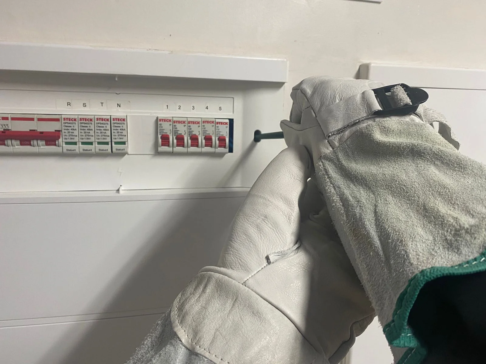 dicas para evitar fuga de corrente residencial