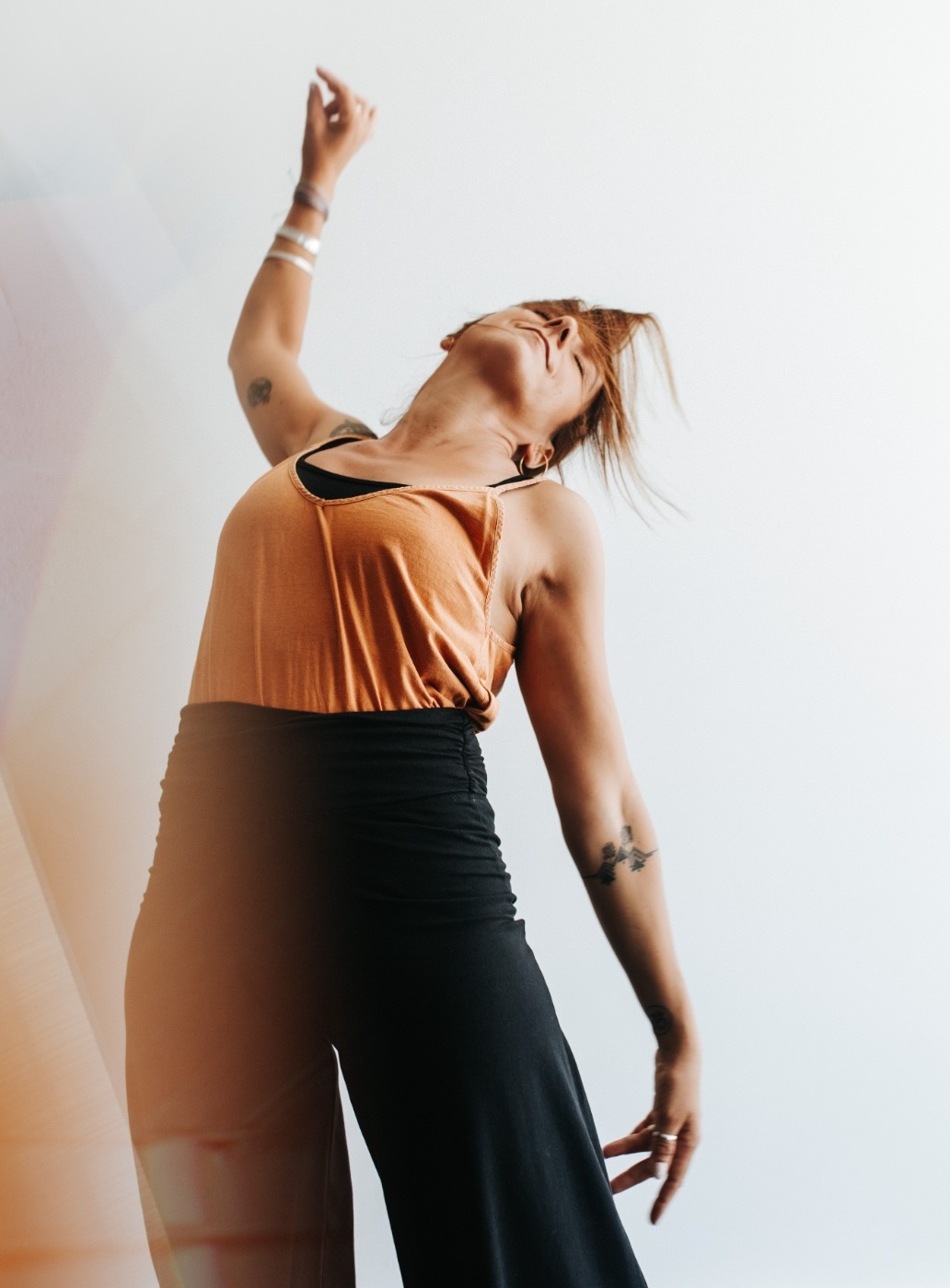 exercícios de dança livre em casa