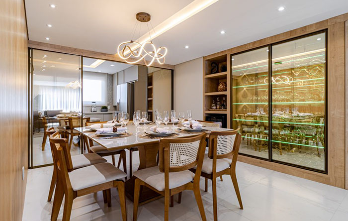 Feng Shui na sala de jantar: O que evitar com espelhos