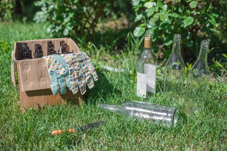 quanto custa fazer uma decoração de jardim com garrafas de vinho