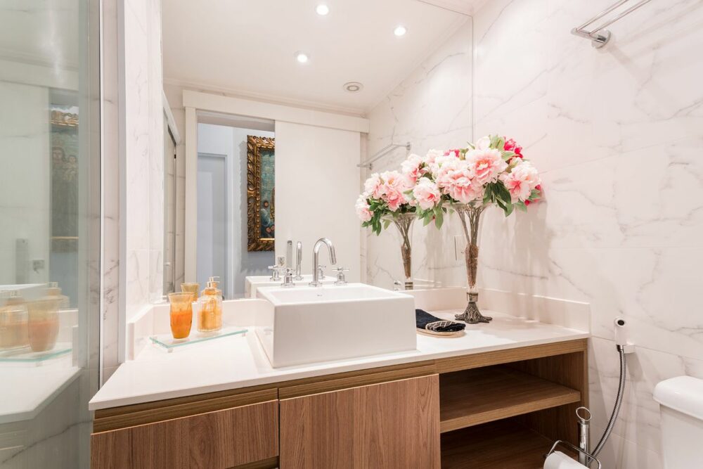 decoração banheiro pequeno moderno