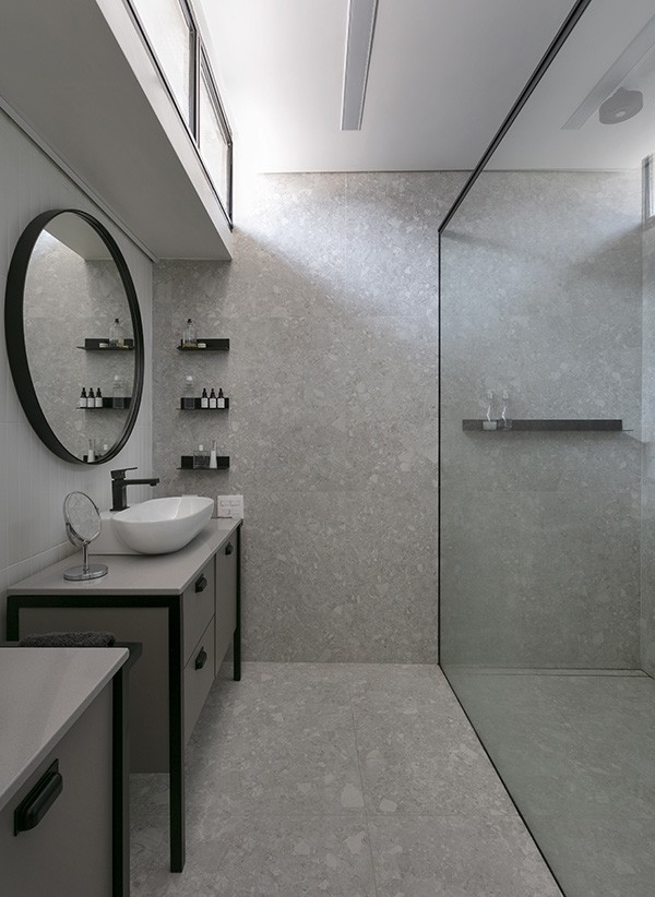 tendências banheiro cinza moderno