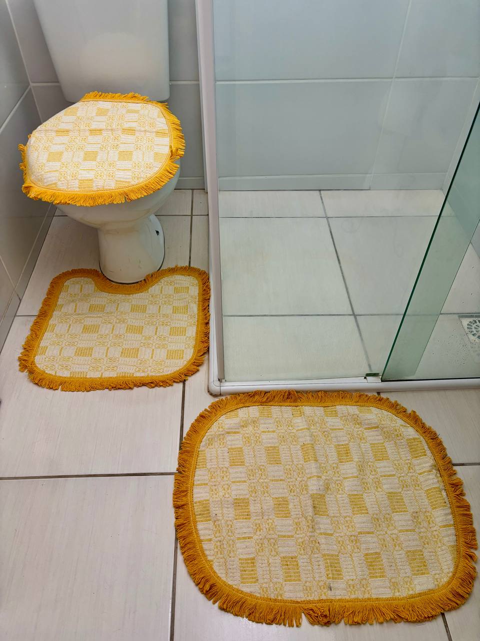 decorar banheiro com amarelo