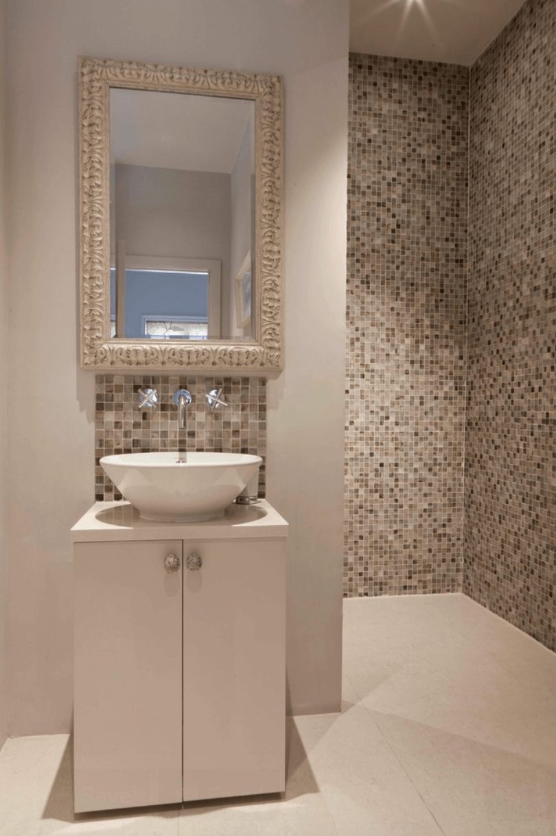 Guia Completo: Como Escolher a Argamassa Ideal para Pastilhas de Vidro