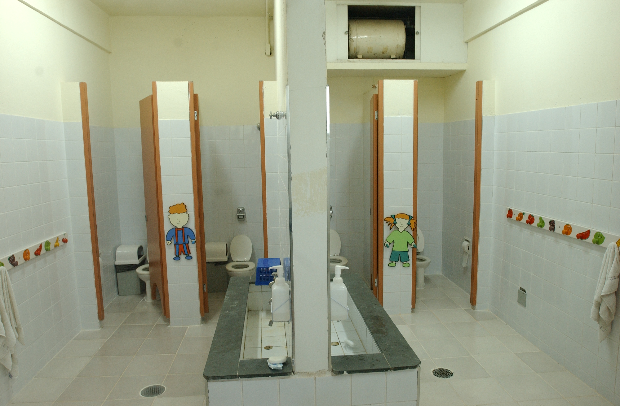 custo projeto banheiro infantil creche