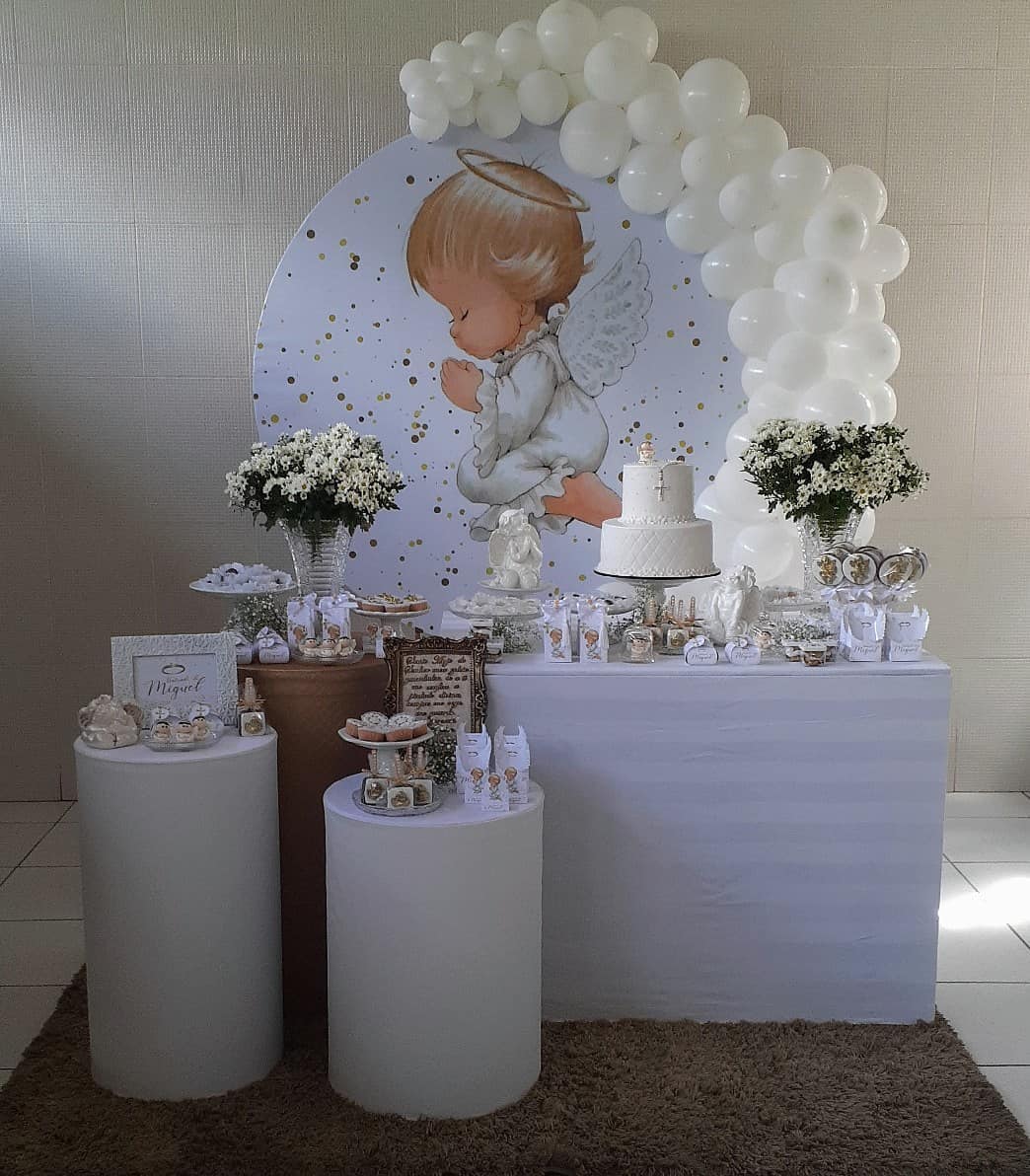 decoracao de batizado simples
