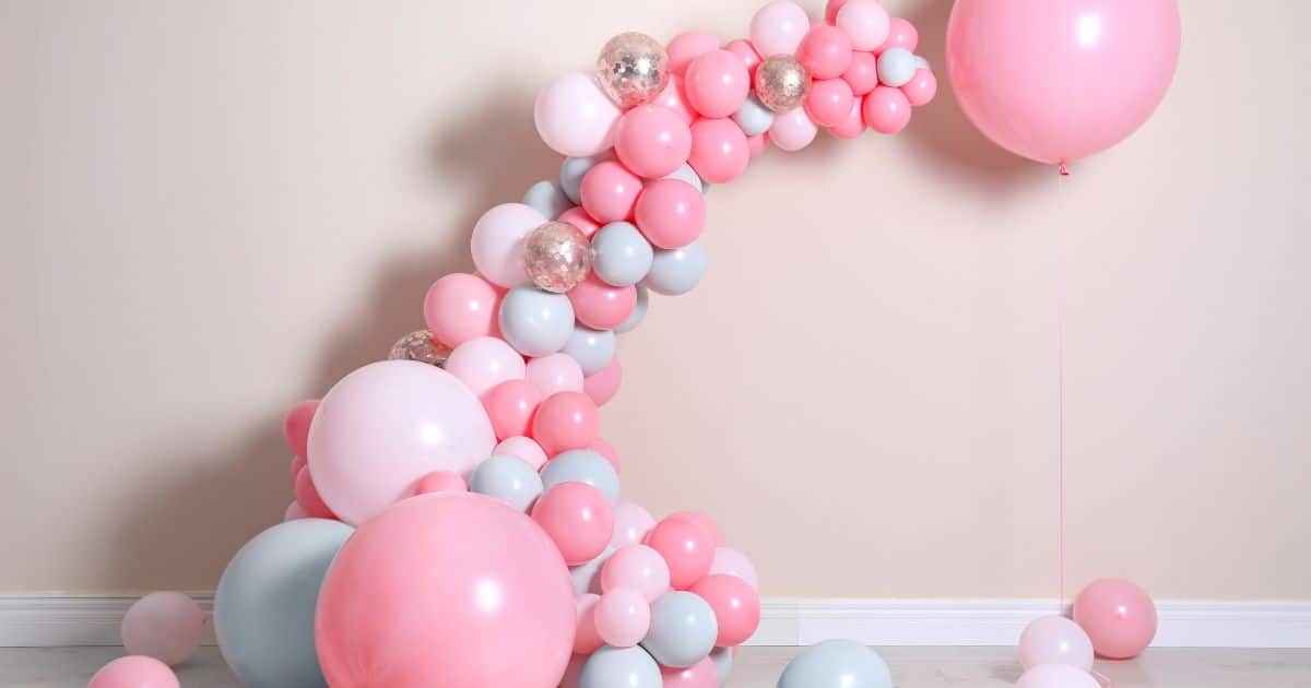 como organizar decoração de batizado em casa